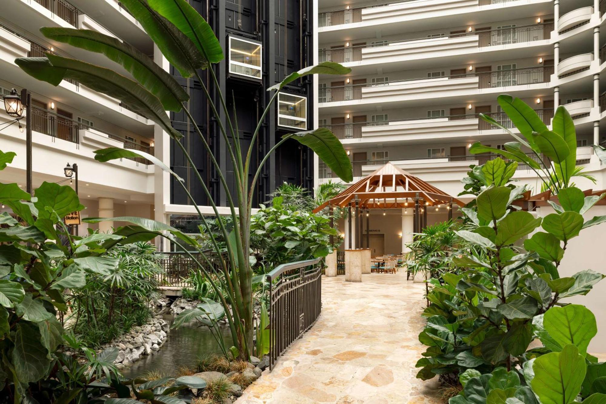 Embassy Suites By Hilton San Juan - Hotel & Casino Екстер'єр фото